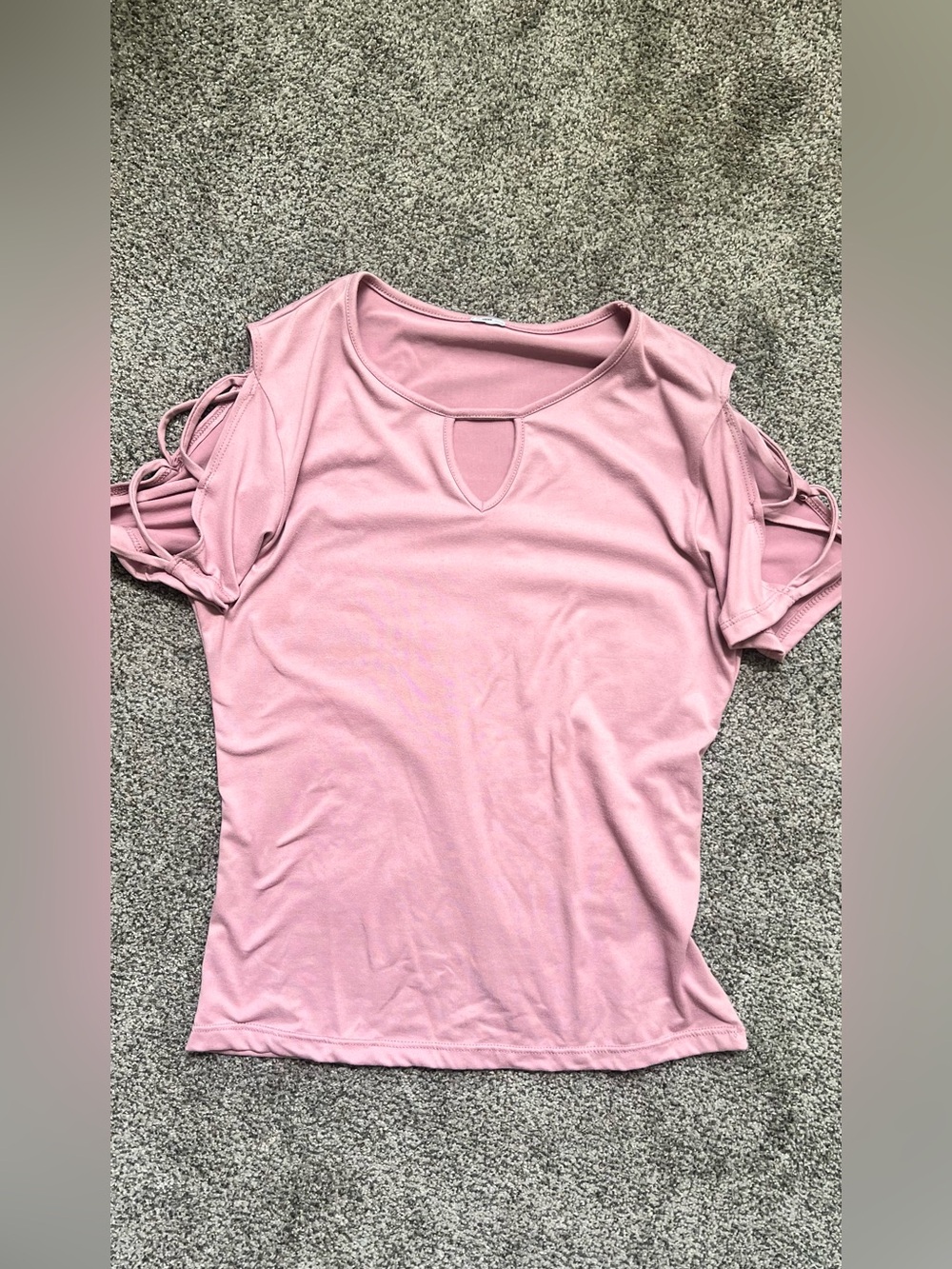 Women's Dusty Pink Cold-Shoulder Keyhole Top